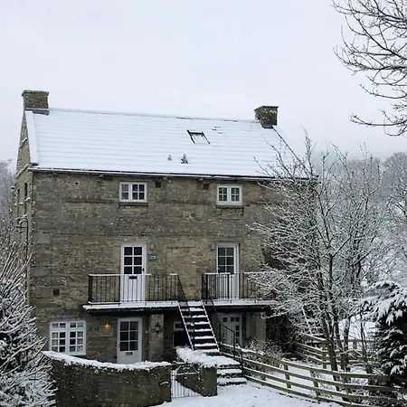 Wonderfully Scenic And Comfortable Dales Mill * West Burton