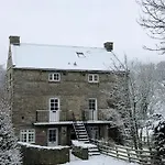 Wonderfully Scenic And Comfortable Dales Mill * West Burton